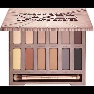 Urban Decay Naked Ultimate Basics